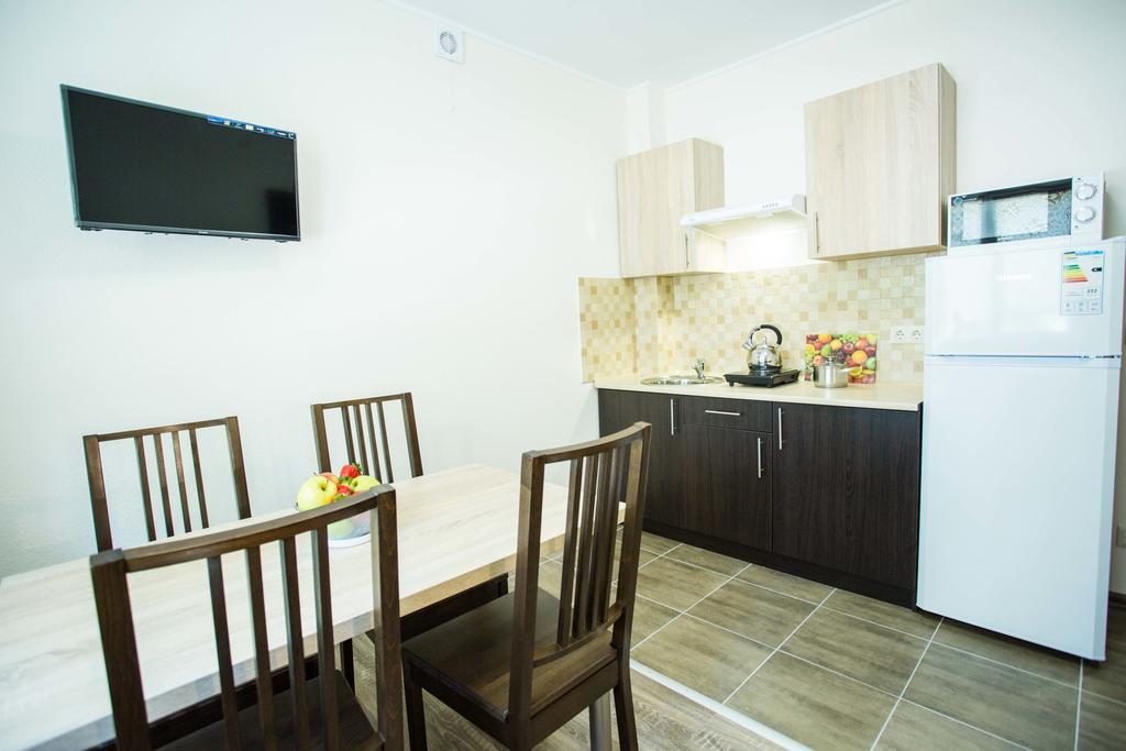 Apartments On Leva St. Beregovo Exterior foto